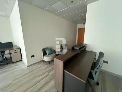 VACANT OFFICE/ NEWLY RENOVATED / CANAL VIEW / LOW TRAFFIC AREA