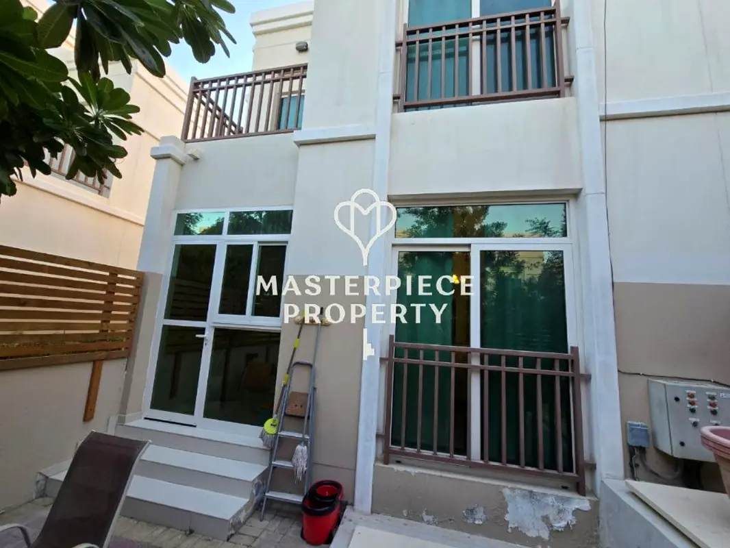 Single End 2BR TH | Furnished | Vacant & Ready