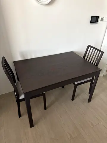Solid wood extendable dining table with 2 chairs - dark finish