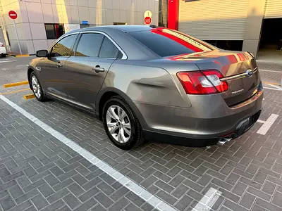 2011 Ford Taurus SEL GCC Specs.147000 km.  Very good RTA passed.Very clean. Good Ac.