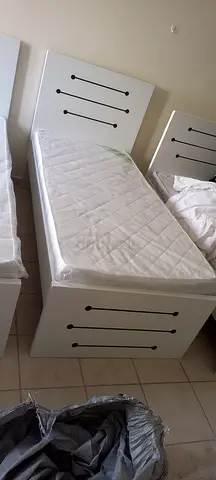Single Bed Brand new Selling with mattress