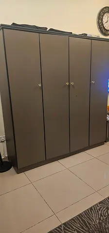 4 Door cupboard