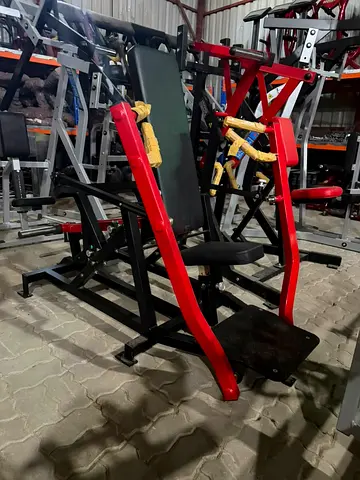 Incline Chest Press / Shoulder Press Gym Machine - Used