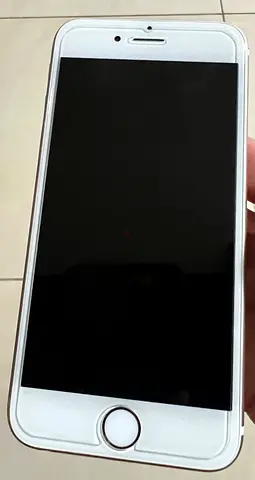 iPhone 6s 64GB Rose gold protected screen + USB C Lightning charger “wire only”