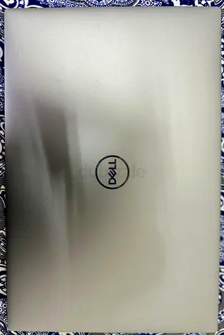 Dell precision 5560