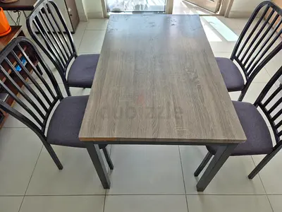 Wooden Dining Table with 4 Metal Frame Chairs - Good Condition
