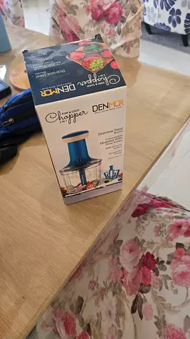 Denmor Compact Electric Food Chopper - barely used