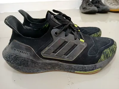 Adidas shoes size 44