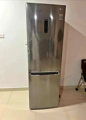 LG bottom fridge