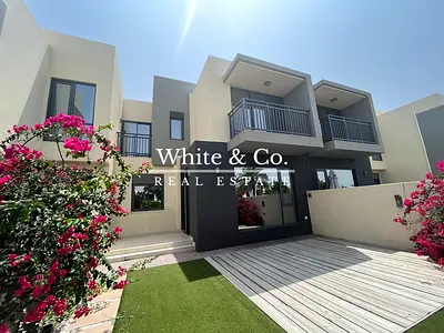 Best location | Vacant |Landscaped Garden