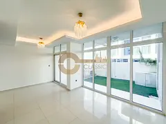UNFURNISHED 3BR | LARGE LAYOUT | VACANT NOW