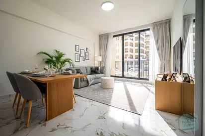 Chic 1 BR | Workspace | Pool & Gym | Special Rate