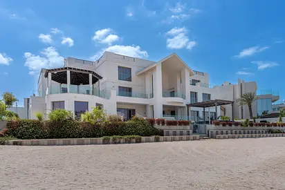 Custom-Built Luxury Mansion on Palm Jumeirah