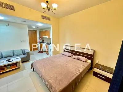 Lake View | High Floor | Negotiable Cheques
