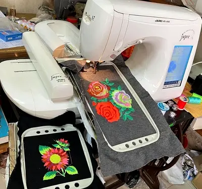 Juki computer big touch lcd screen heavy Duty heavy weight sewing  and  embroidery designs machine