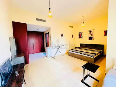 Master bedroom for rent