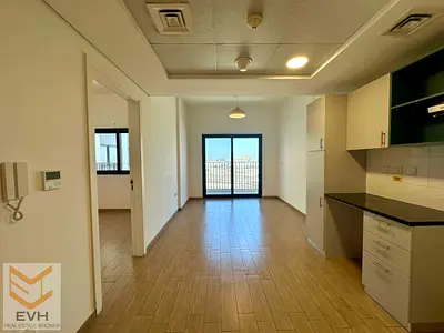 Chiller Free - Best Price - Ready - Unfurnished