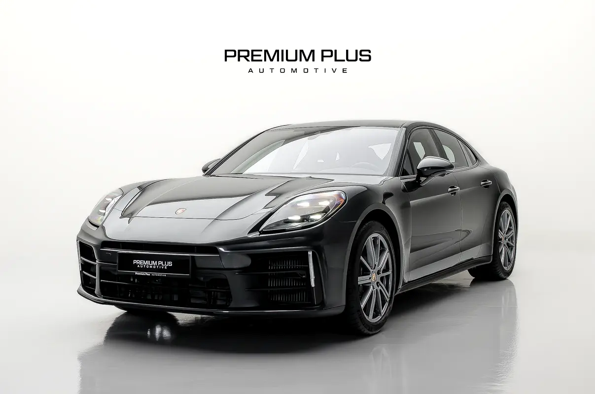 Porsche Panamera 2024 — photo 1 of 20