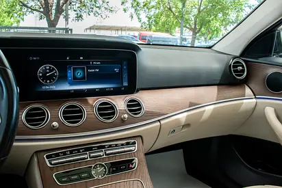2020 Mercedes-BENZ E-CLASS 缩略图 13