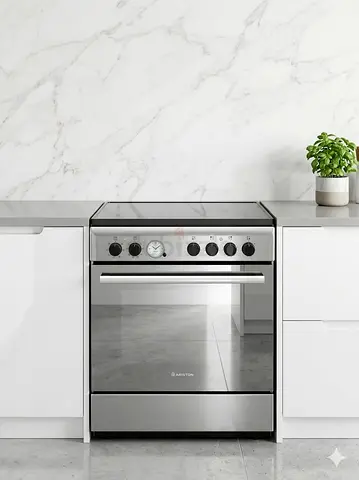 Ariston 60x60cm Freestanding electric Ceramic 4 hobs oven fan stove cooking range