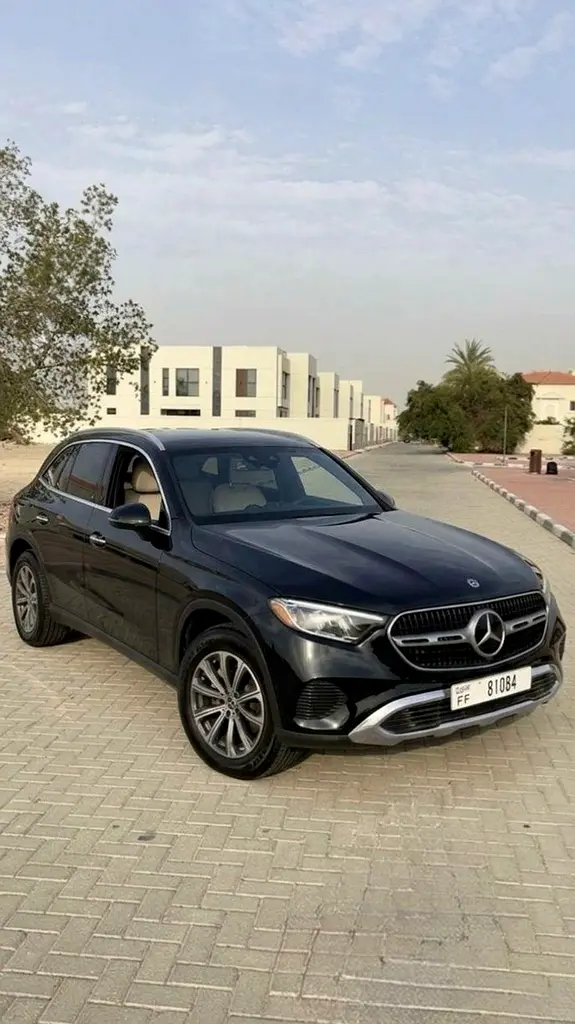 Mercedes-Benz GLC-Class 2025 — photo 1 of 9