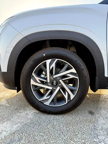 2026 Hyundai CRETA photo 8