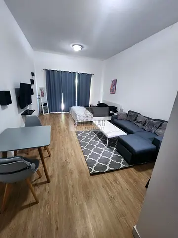 AMAZING XXL FURNISHED STUDIO WITH BALCONY 9 WARDROBE