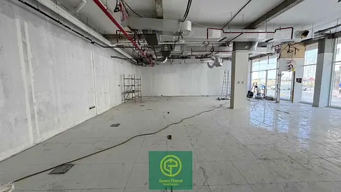Manama Road - Ras Al Khor 1,130 sq. Ft showroom facing main road