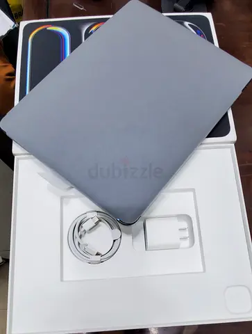 iPad Pro 13-inch (M5), 512GB, Wi-Fi + Cellular