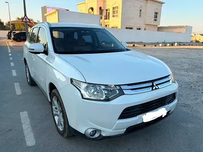 V6 Engine, 4WD, 7 Seater