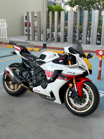 YAMAHA R1 2023 WORLD GP EDITION