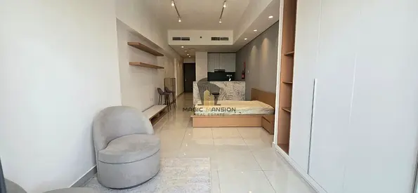 Studio | Vacant | Brand New