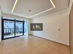 Spacious Studio | Unfurnished | Fitted Kitchen