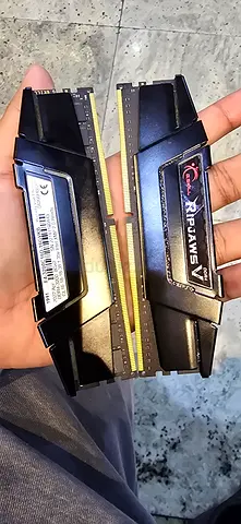 G-Skill Ripjaws 16 GB (8x2) 3200 DDR4 RAM