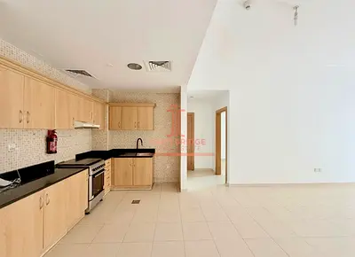 Corner unit| Canal View| Vacant