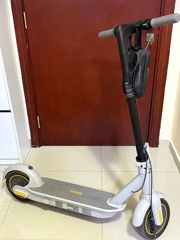 Top brand scooter high quality (Ninebot Segway MAX G30LP) rarely used
