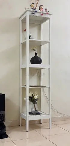 White Shelf