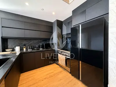 Upgraded with more storage | Sea view | High floor