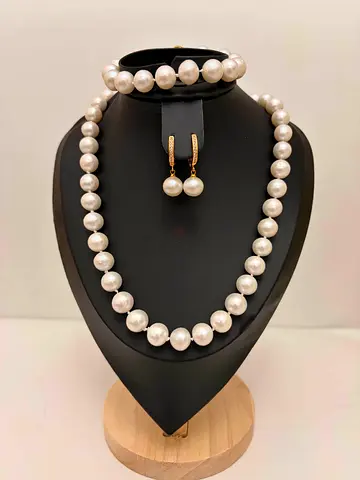 Edison Fresh Water Pearl necklace bracelet and earring