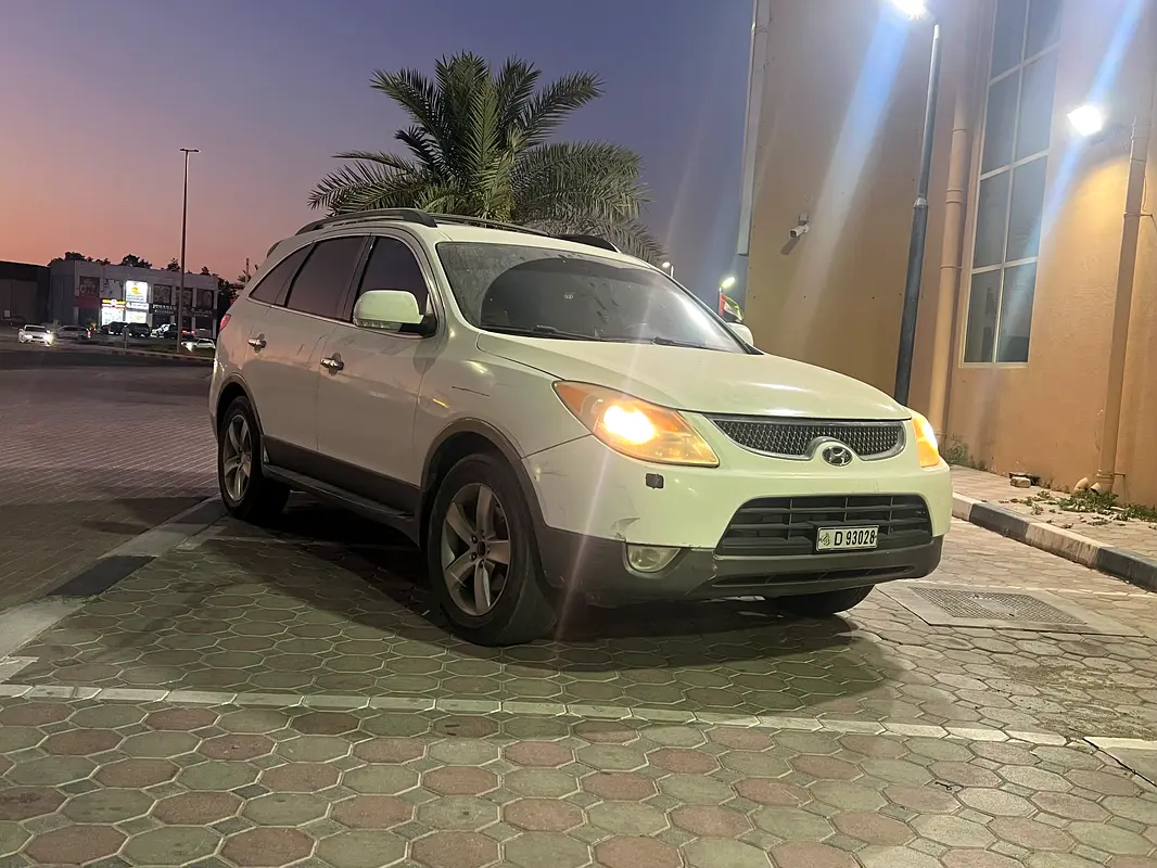 Hyundai Veracruz 2008 — photo 1 of 2
