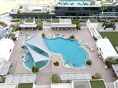 Semi-furnished 1 Bedroom Apartment - High Floor