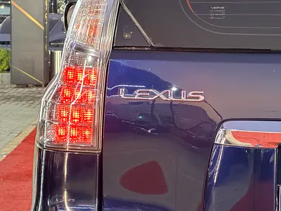 2017 Lexus GX-SERIES — миниатюра 17