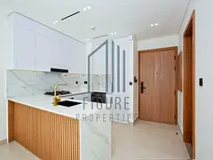 Bright Stylish 1-BR | Premium Area | Vacant