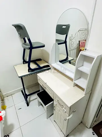 White dressing table with mirror and matching study chair  Table (used)
