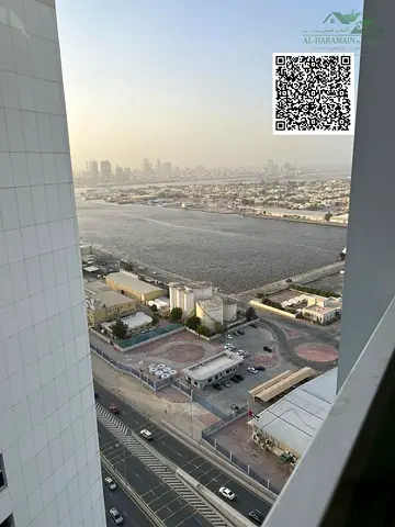 شقة بغرفة نوم واحدة مطلة على البحر للبيع في أبراج لؤلؤة عجمان، بسعر 340,000 روبية، مع موقف سيارات.