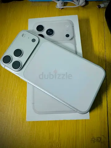 iPhone 17 Pro Max 256GB - Silver
• Dual E-SIM
• 100% Battery Health
• Apple Warranty till 13-12-2026