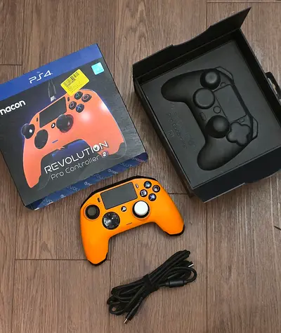 Nacon Revolution Pro Controller 2