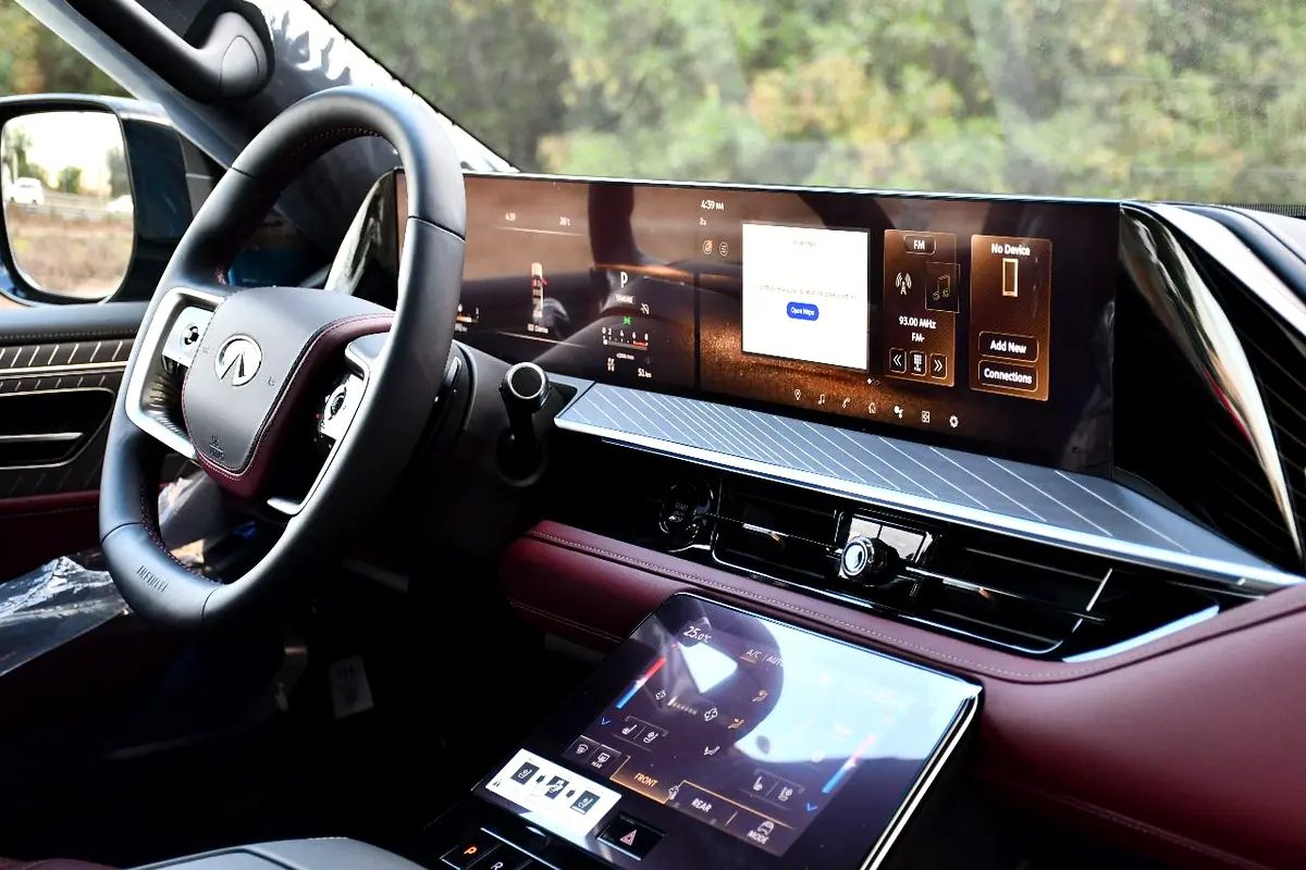 Infiniti QX80 2025
