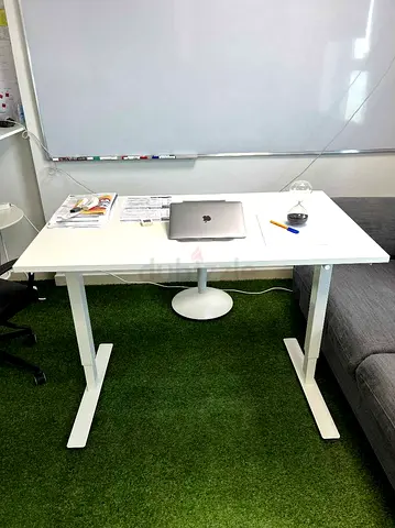 IKEA TROTTEN Desk sit/stand (manually adjustable height)