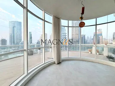 TRIPLEX PENTHOUSE | PRIVATE POOL| SEA VIEWS | VACANT